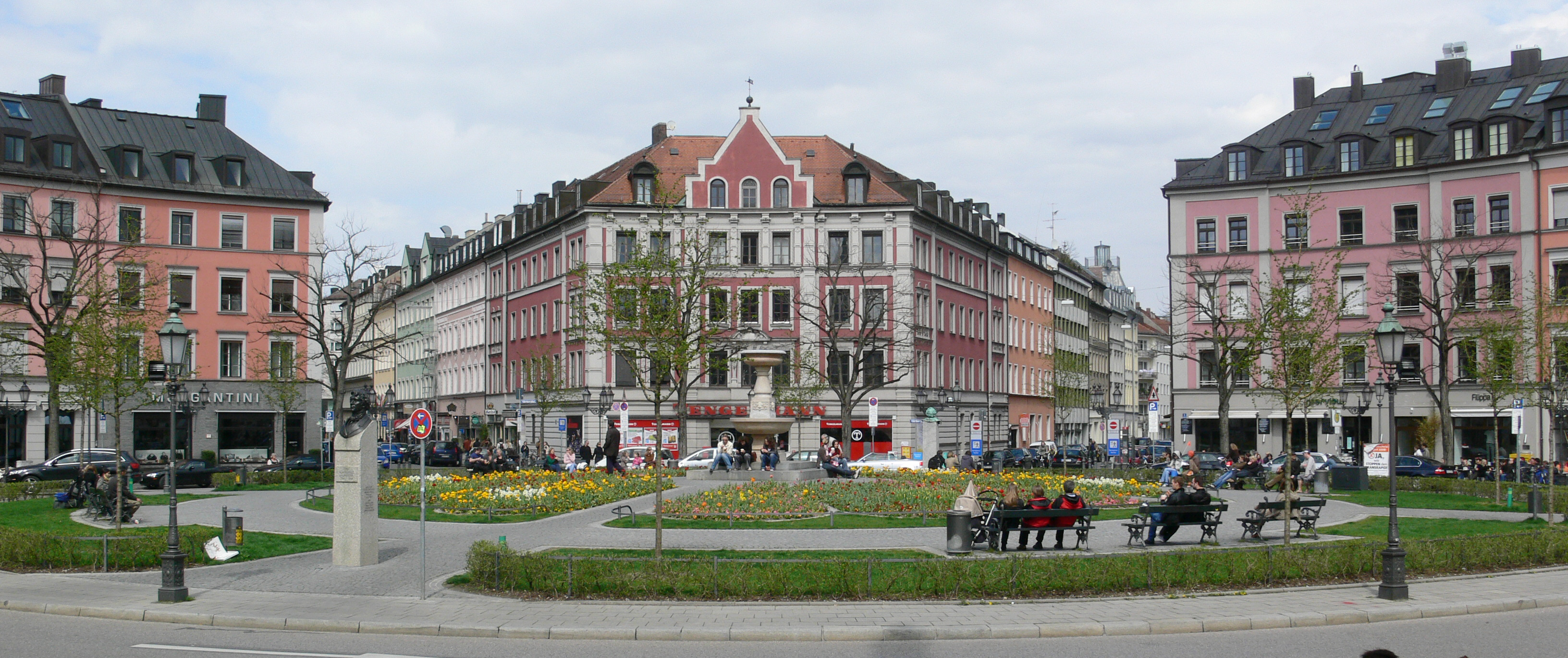 Leute gucken am Gärtnerplatz | Mit Vergnügen München
