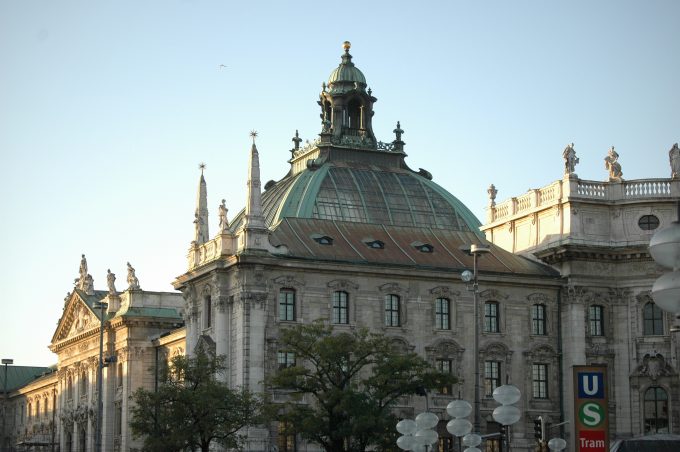 Justizpalast