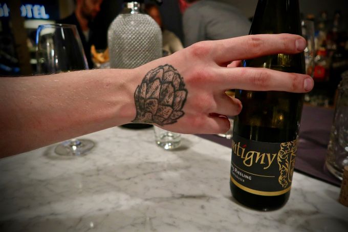 Wein unter 10 Euro – Der perfekte Frühlingswein "Karthäuser Riesling"