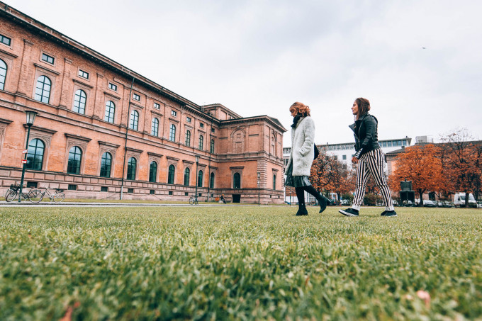 Café, Kino, Pinakotheken – ein Herbsttag in der Maxvorstadt