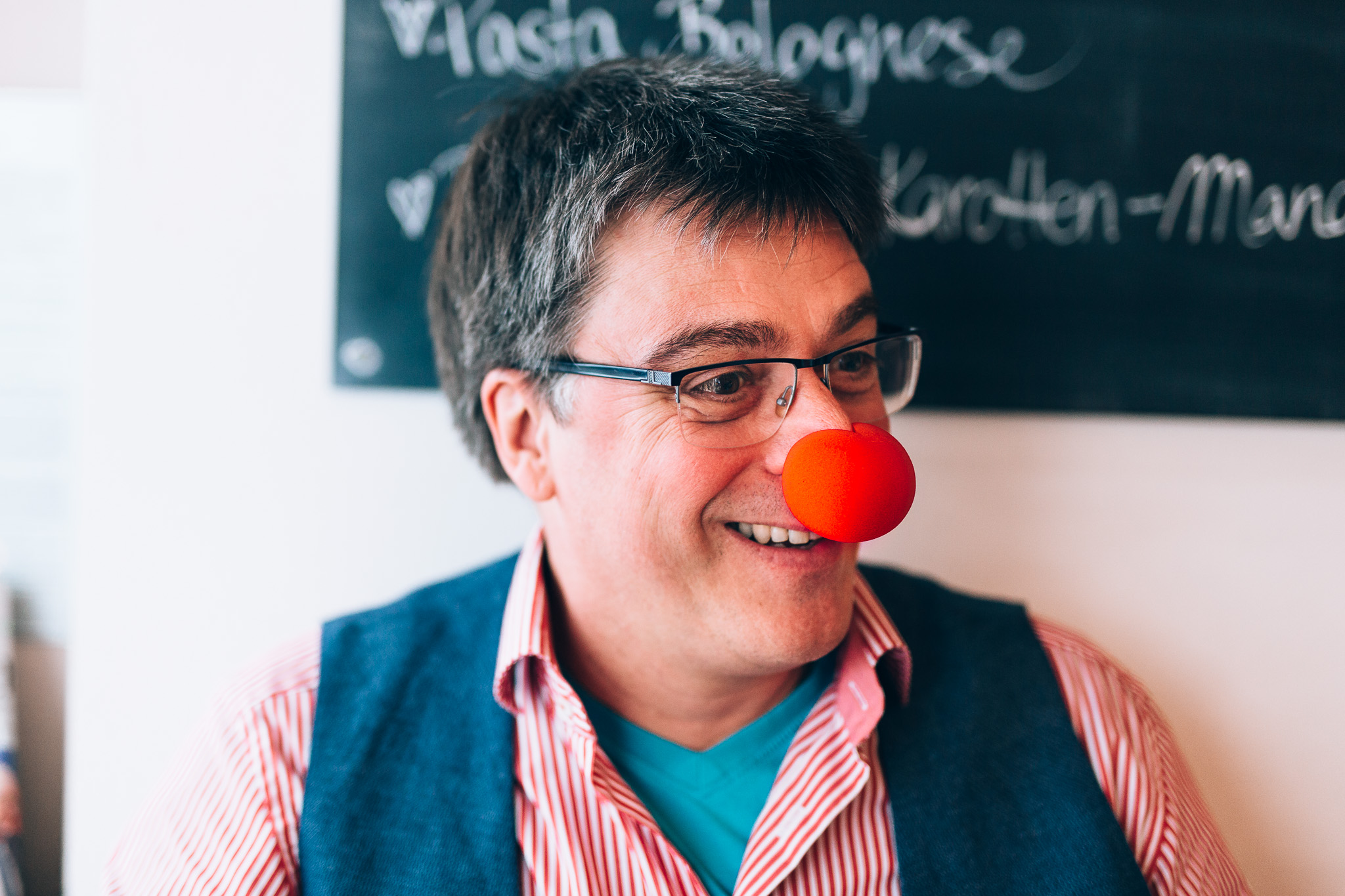 2017 12 11 mit vergnuegen muenchen krankenhaus clown julian mittelstaedt jmvotography 9v2b5725