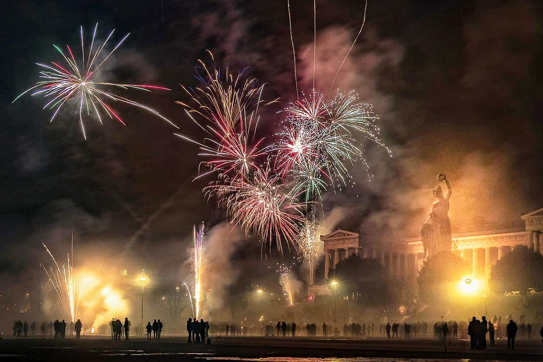 Willkommen in den 20ern: Die schönsten Silvester-Bilder aus München