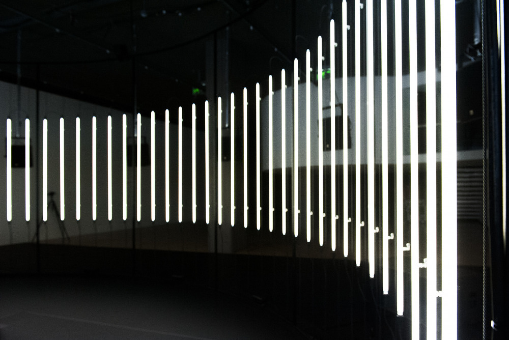 Auge versus Ohr: raster-noton white circle im Kunstbau des Lenbachhauses