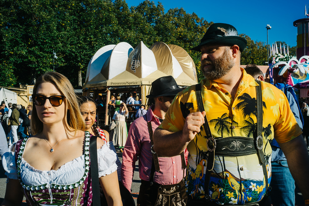 Bussis, Bier & Brüste – die Wiesn 2018 in 11 Bildern
