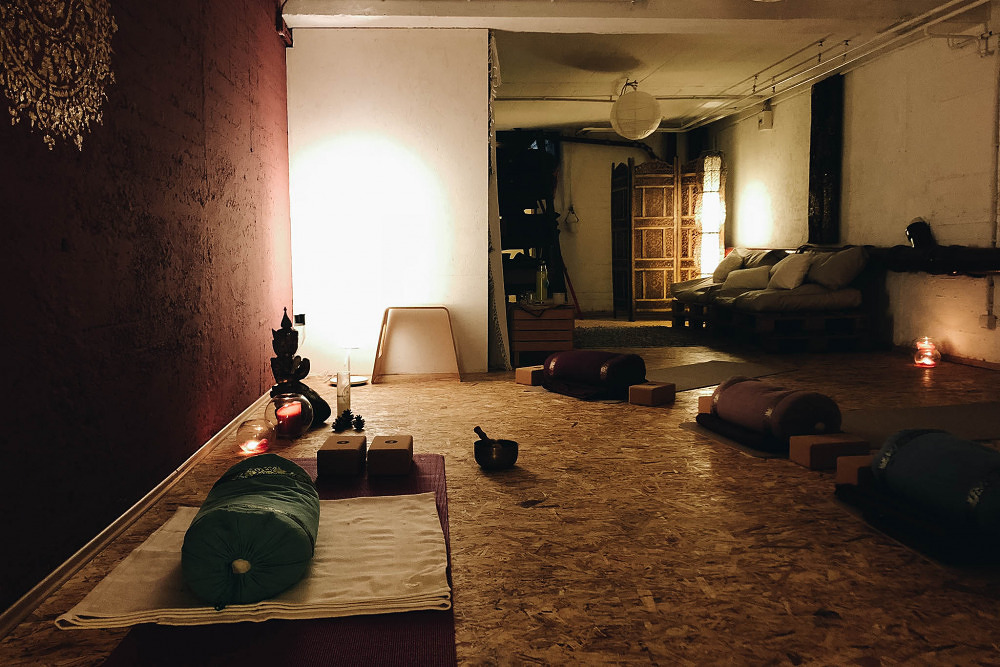 Wanderlust Café Yoga und Kuchen Neuhausen