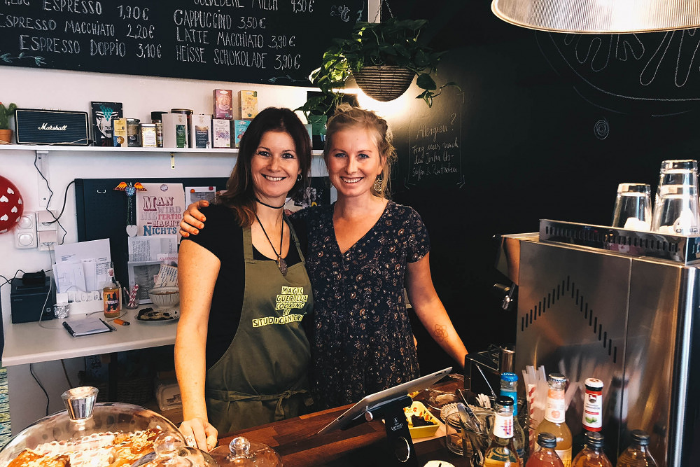 Wanderlust Café Yoga und Kuchen Neuhausen