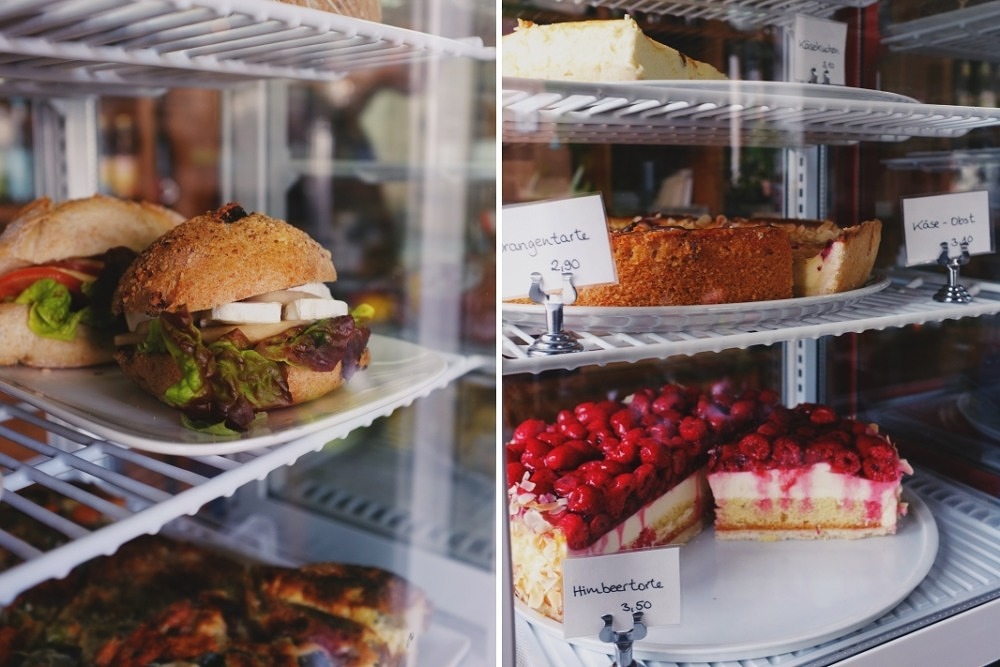 Galerie-Café Käthe: Den Tag vertrödeln bei veganem Kuchen