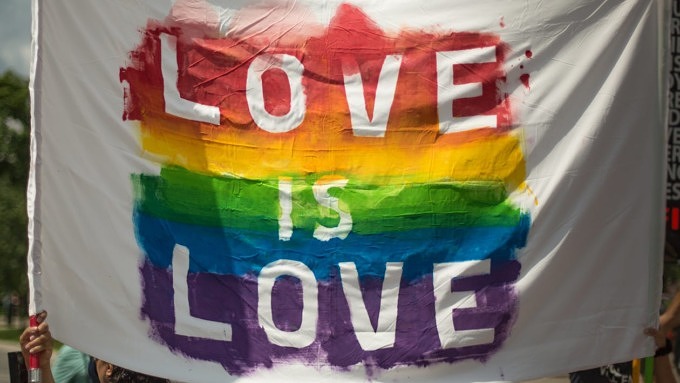 queer gay rainbow bunt love liebe