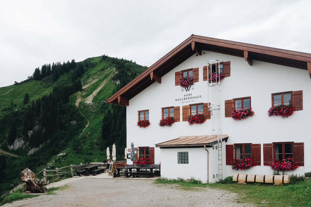 Ausflugsvergnügen: Berghotel Altes Wallberghaus am Tegernsee