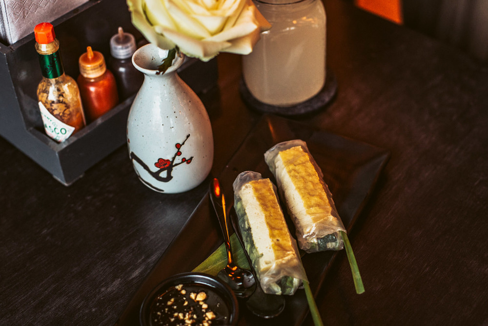 Von Glücksrollen bis Matcha-Tiramisu: Madame Quynh in Ottobrunn | Mit ... Von Glücksrollen bis Matcha-Tiramisu: Madame Quynh in Ottobrunn | Mit ...