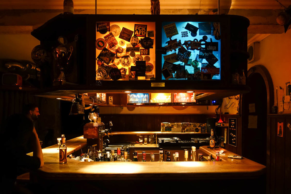 Rennsalon: Die gemütliche Bar im Glockenbach feiert Zehnjähriges!