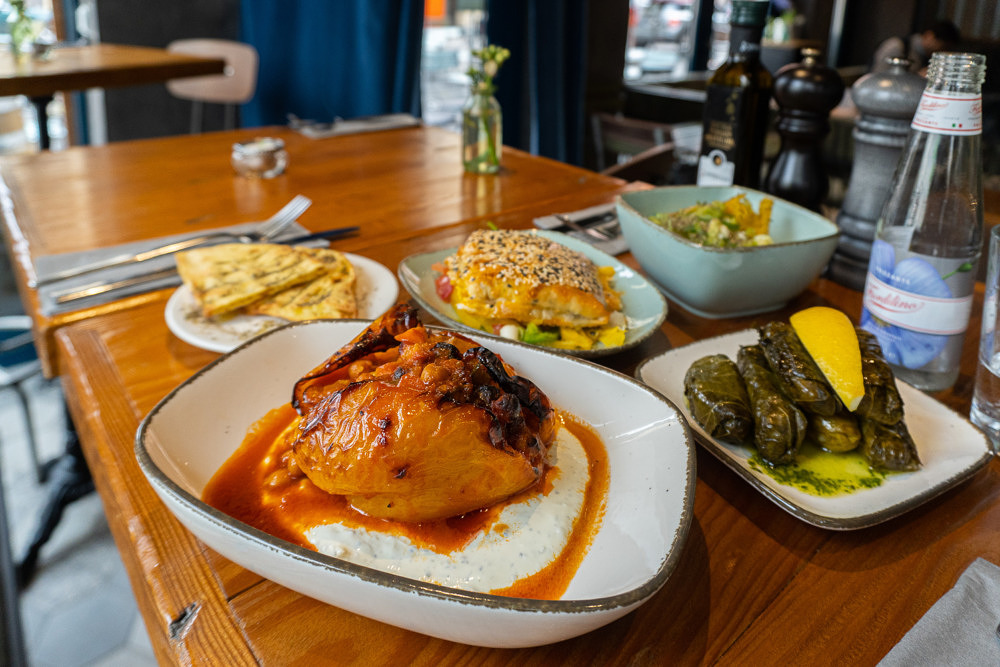 Industrial Style &amp; Griechische Glückseligkeit im Souxé Mezé | Mit ...