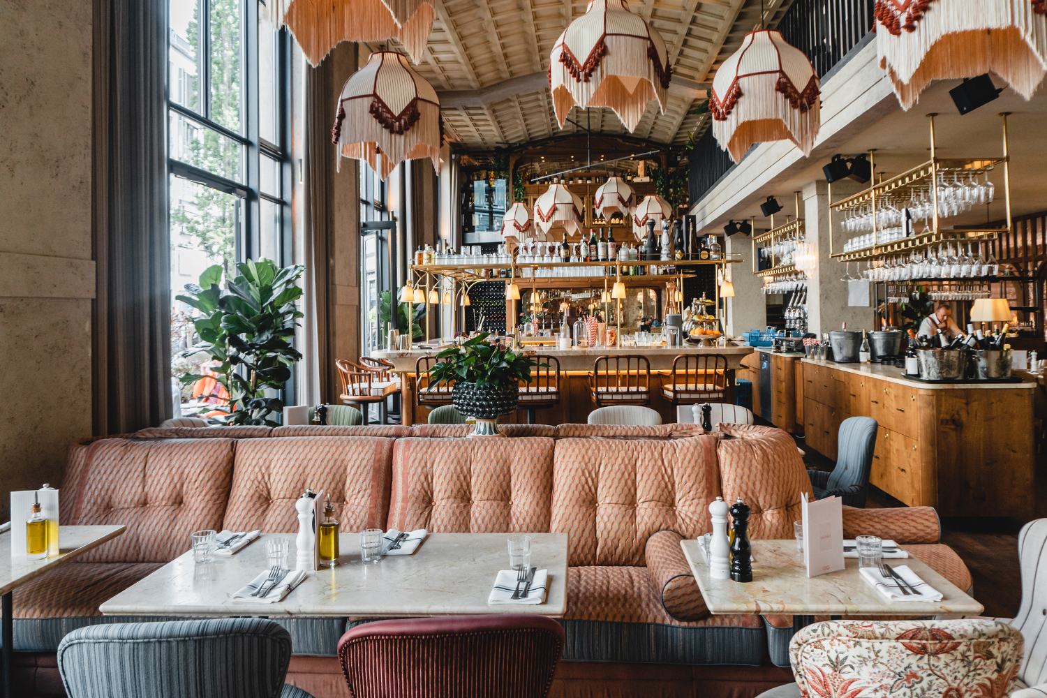 Restaurants In Der Nähe Von Meinem Standort Im GIGI in der Altstadt nur Augen für die Einrichtung haben | Mit
