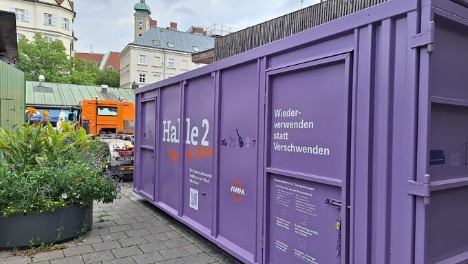 Halle 2 Pop up Container